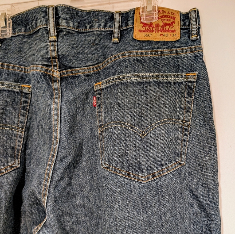 Like New! Levi's 560 Comfort Fit Jeans - 40 X 34